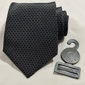 Perry Ellis Portfolio 100% Silk Tie Necktie Made in USA